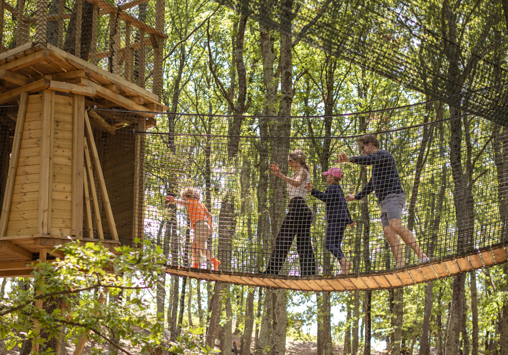 Village suspended on trees, for nature experiences of adults and kids | Castelfalfi Adventure Park